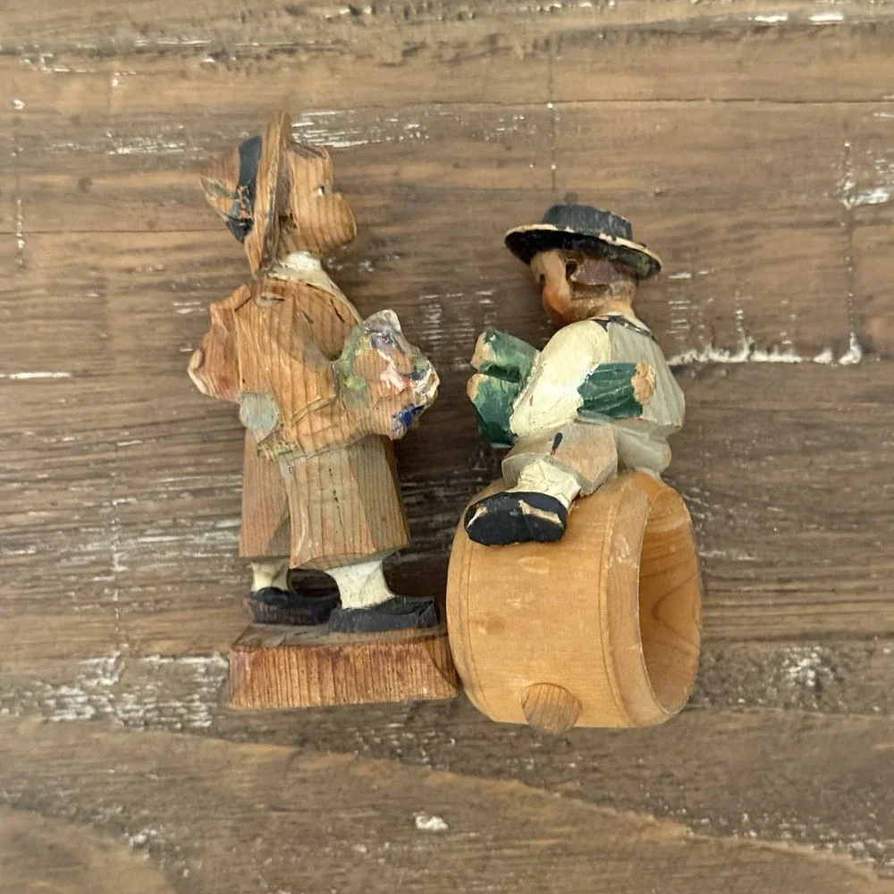 VTG Italy ANRI? Folk Art Wood Carved Napkin Ring + Figurine Mid Century Read